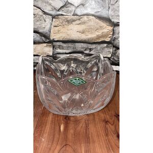 Vintage flower crystal candy‎ bowl by Shannon Crystal